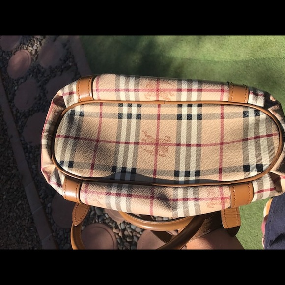 Burberry hay market tote - Picture 2 of 7